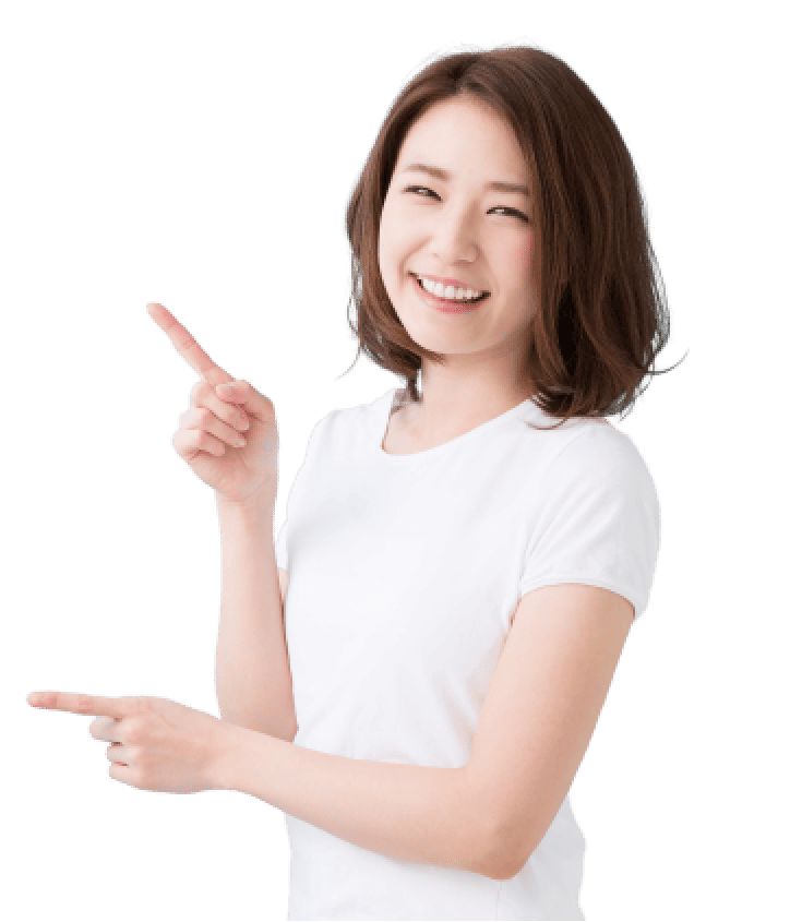 左側を指差している女性の画像